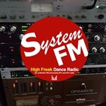 システムFMラジオ